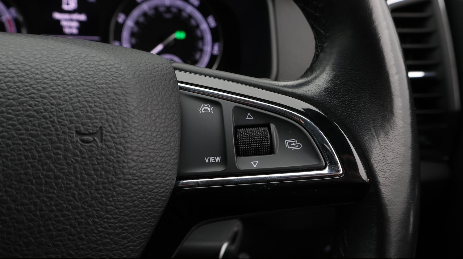 Used Skoda Karoq 2020 for sale - 76701824: Photo 25