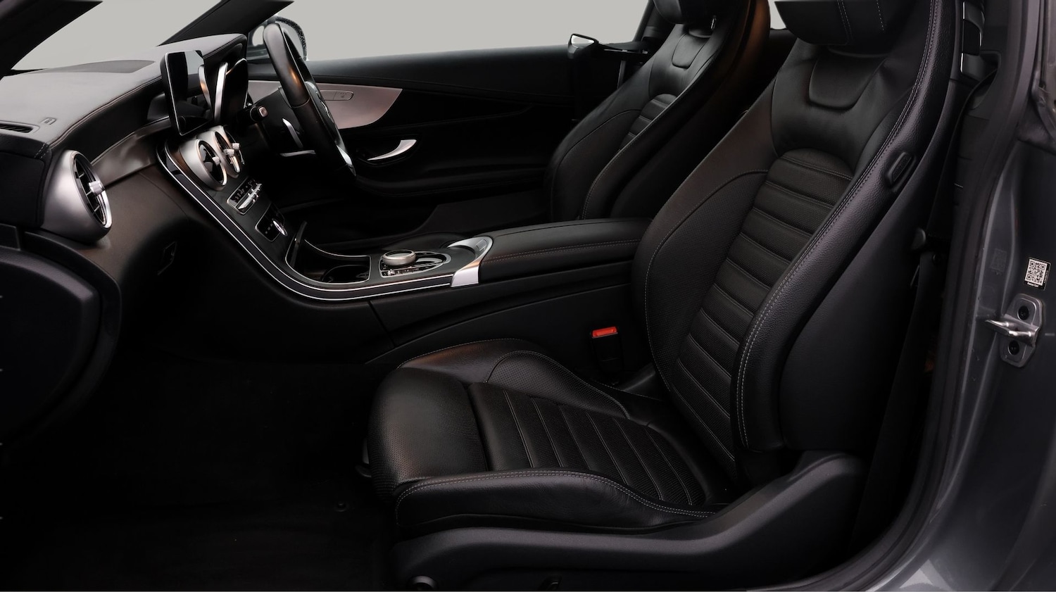 Used Mercedes-Benz C Class 2021 for sale - 77631133: Photo 14