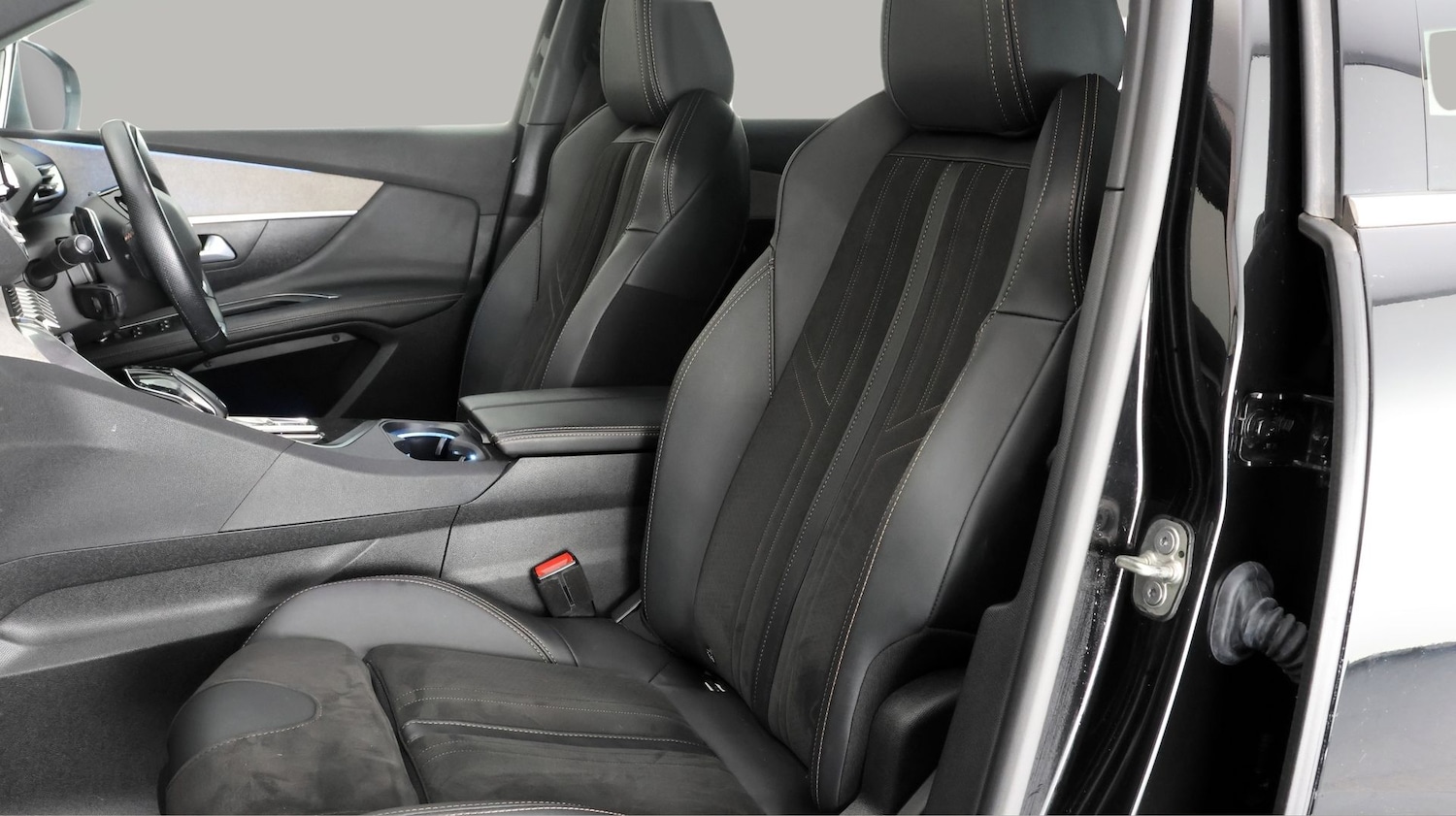 Used Peugeot 3008 2021 for sale - 77580992: Photo 14