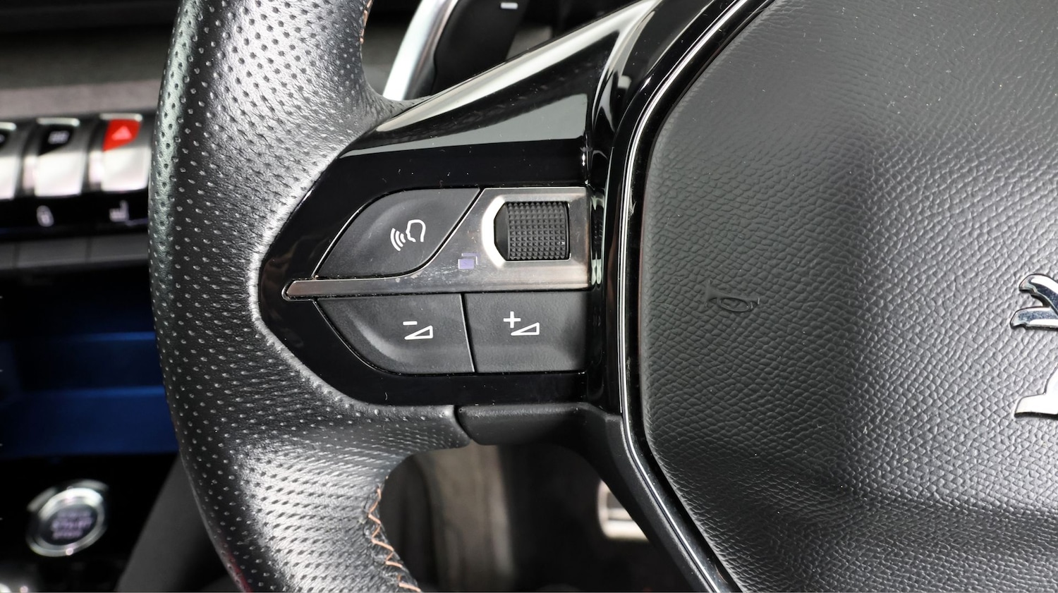 Used Peugeot 3008 2021 for sale - 77580992: Photo 25