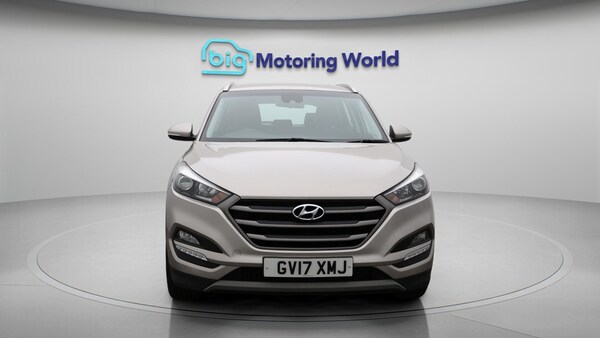 Used Hyundai TUCSON 2017 for sale - 76094163: Photo 2