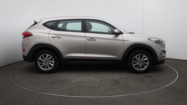 Used Hyundai TUCSON 2017 for sale - 76094163: Photo 49