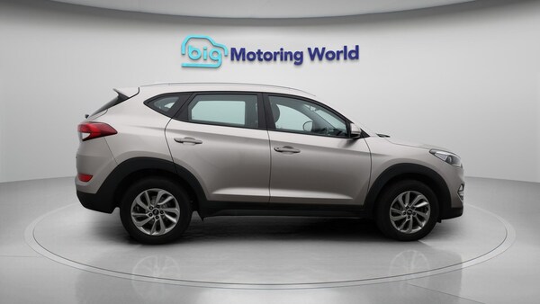 Used Hyundai TUCSON 2017 for sale - 76094163: Photo 8