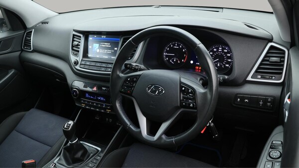 Used Hyundai TUCSON 2017 for sale - 76094163: Photo 9