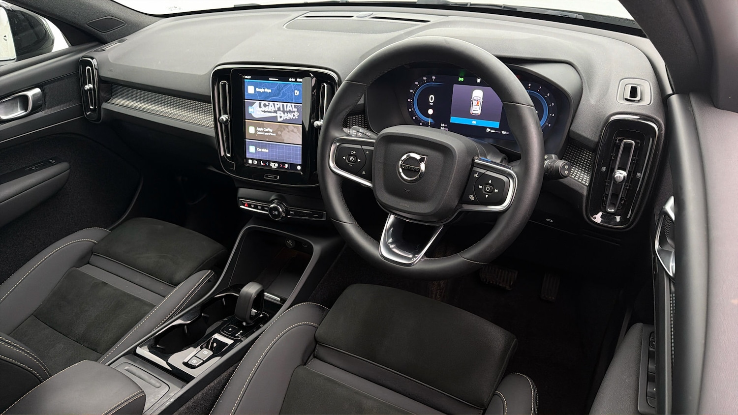 Used Volvo XC40 2024 for sale - 78052631: Photo 9