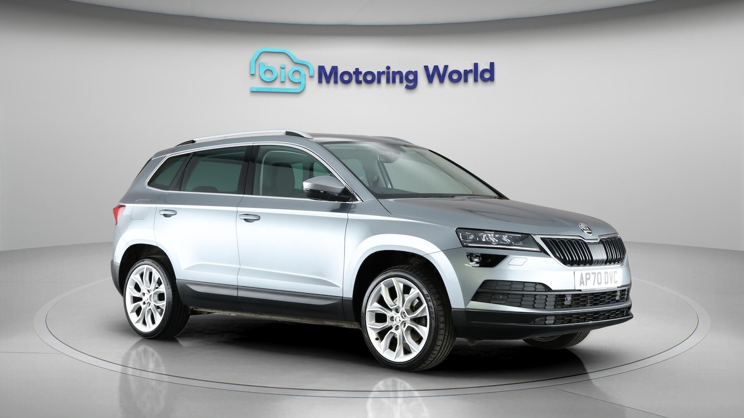 Used Skoda Karoq 2020 for sale - 76666682: Photo 2