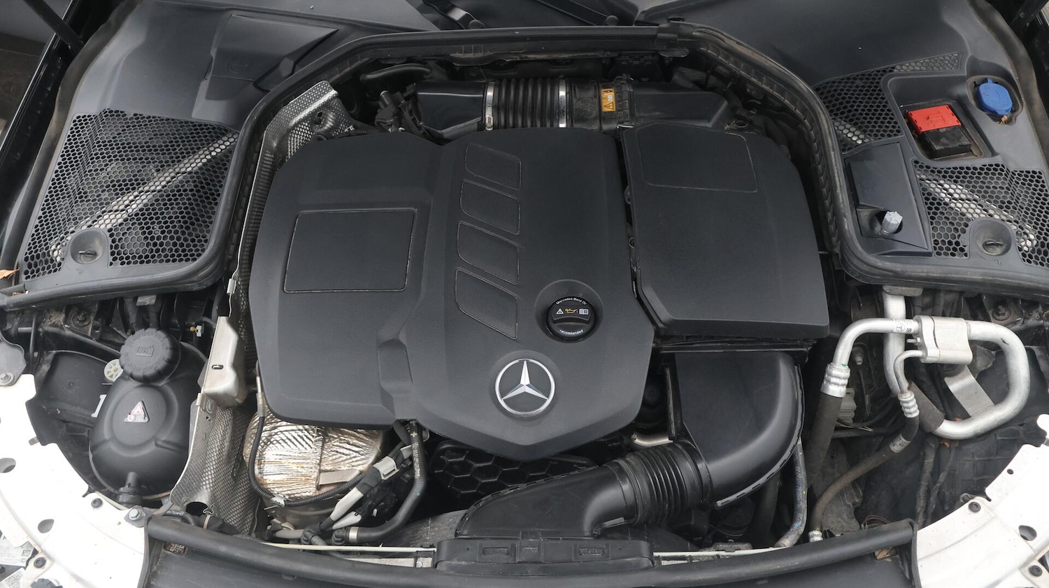 Used Mercedes-Benz C Class 2020 for sale - 76295109: Photo 20
