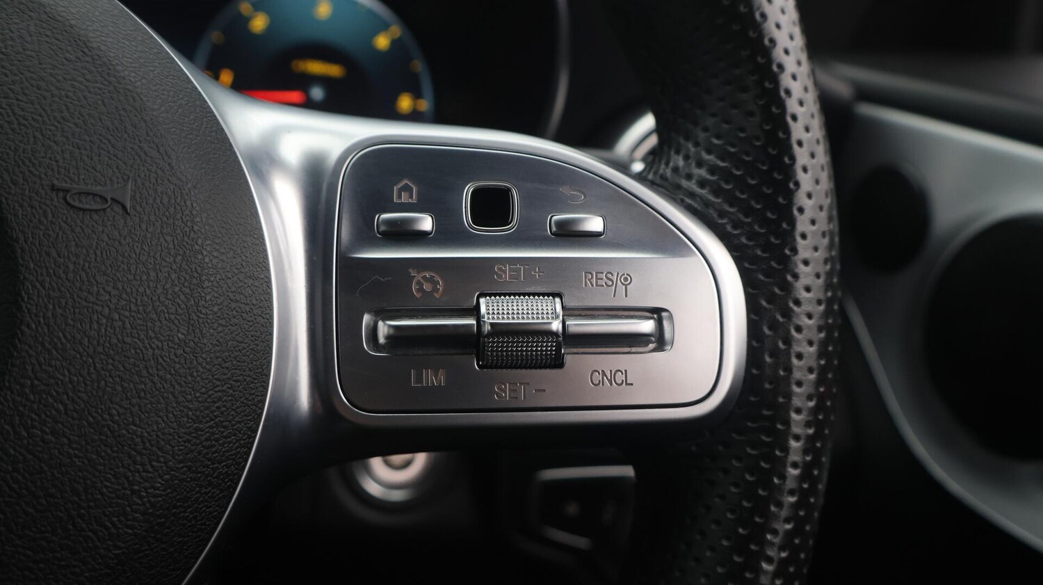 Used Mercedes-Benz C Class 2020 for sale - 76295109: Photo 25