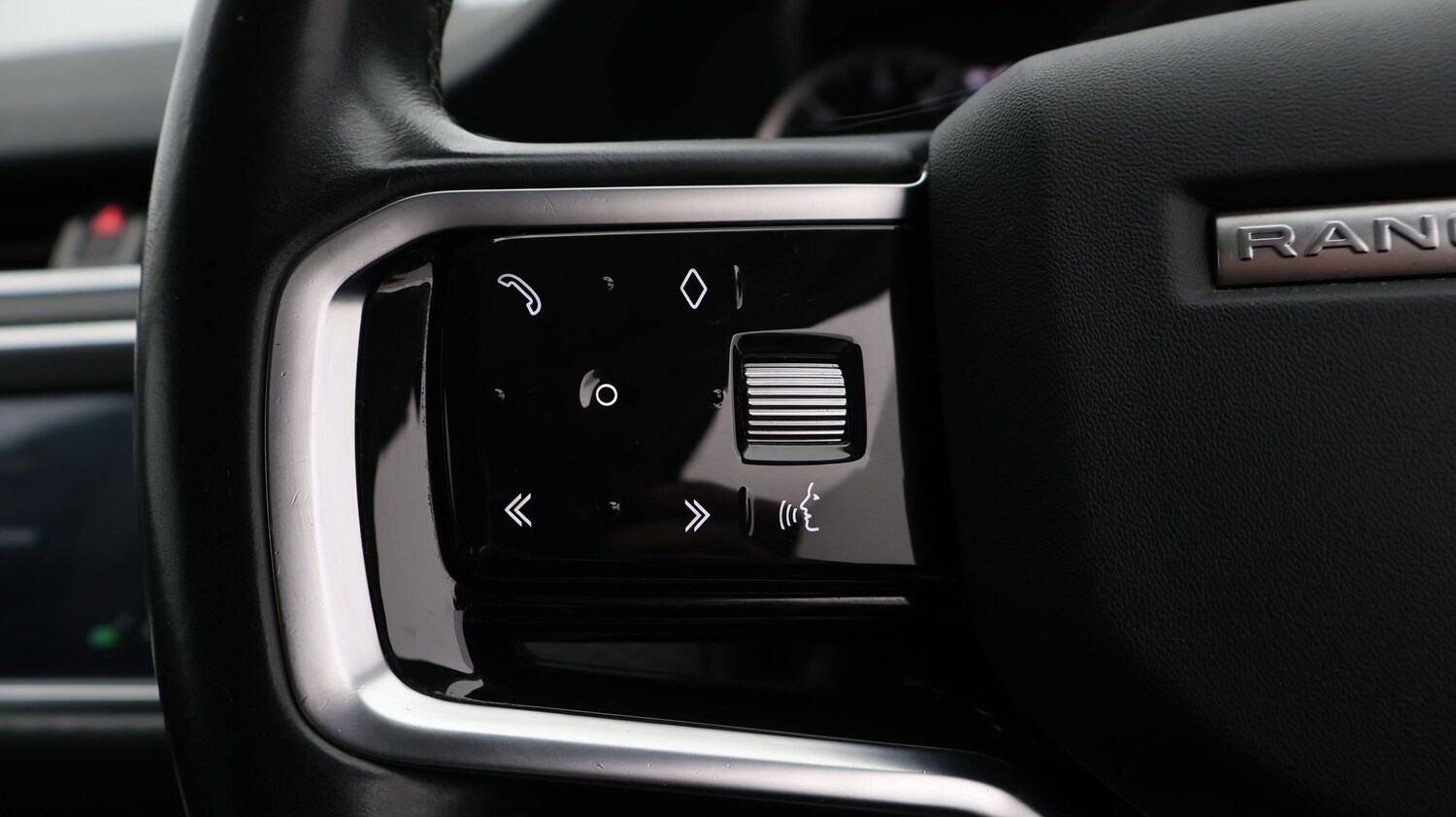 Used Land Rover Range Rover Evoque 2021 for sale - 77364151: Photo 24