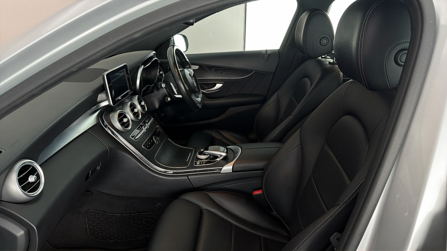 Used Mercedes-Benz C Class 2017 for sale - 78067944: Photo 14