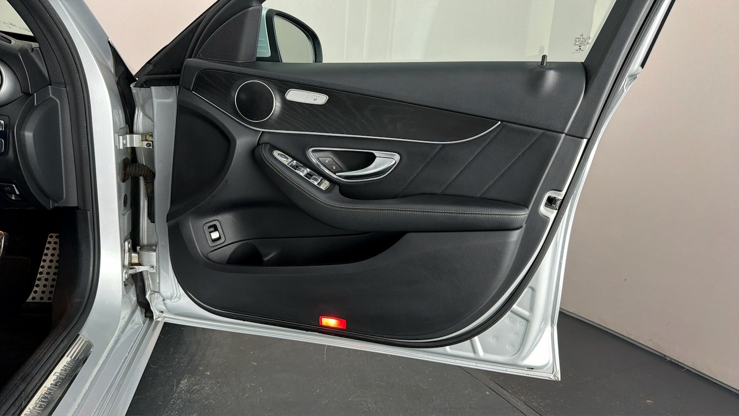 Used Mercedes-Benz C Class 2017 for sale - 78067944: Photo 15