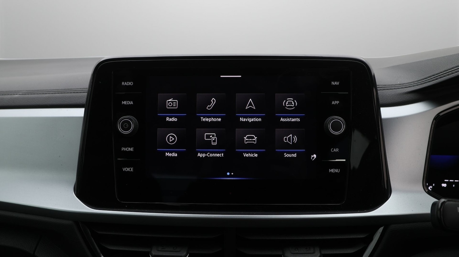 Used Volkswagen T-Roc 2023 for sale - 77746073: Photo 11