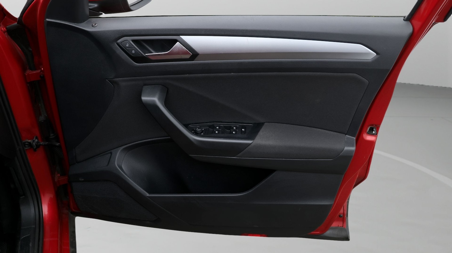 Used Volkswagen T-Roc 2023 for sale - 77746073: Photo 15