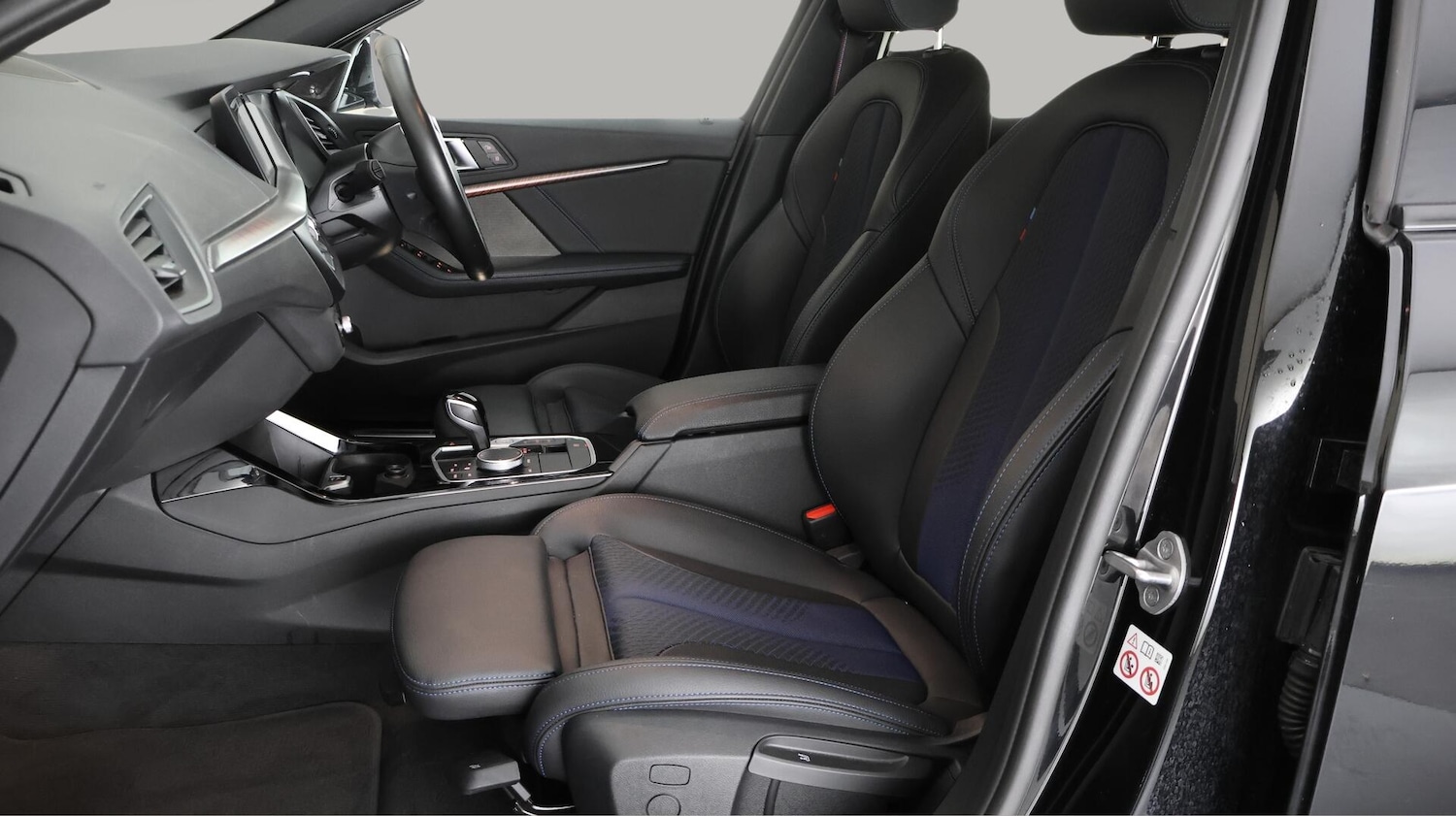 Used BMW 1 Series 2024 for sale - 76072912: Photo 15