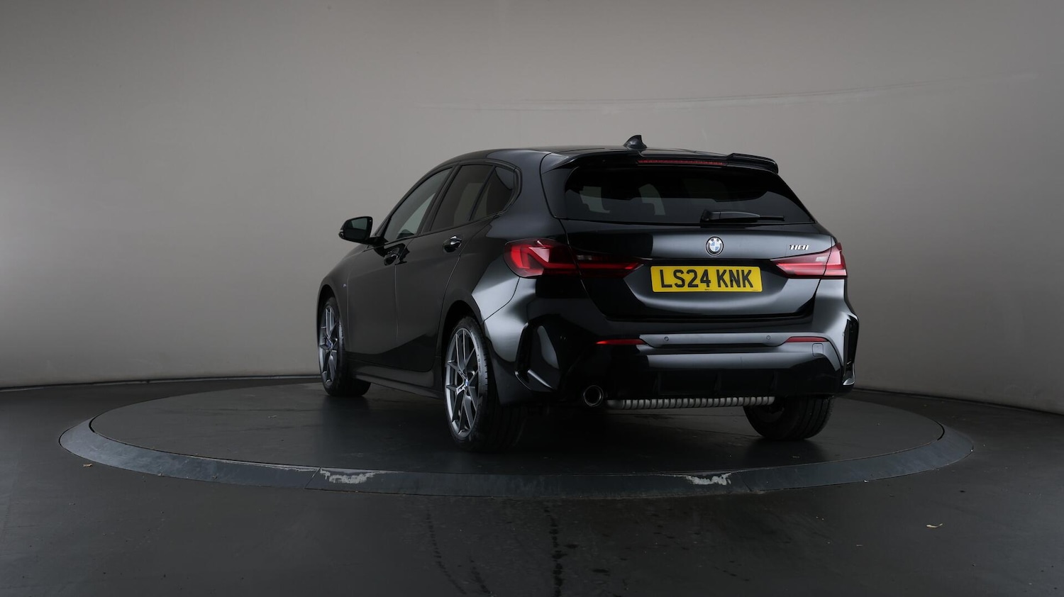 Used BMW 1 Series 2024 for sale - 76072912: Photo 61