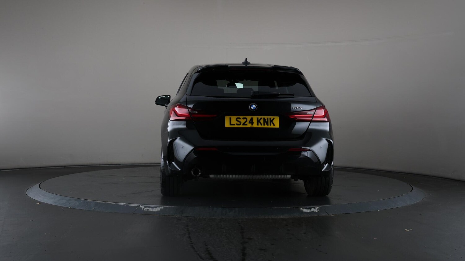 Used BMW 1 Series 2024 for sale - 76072912: Photo 76