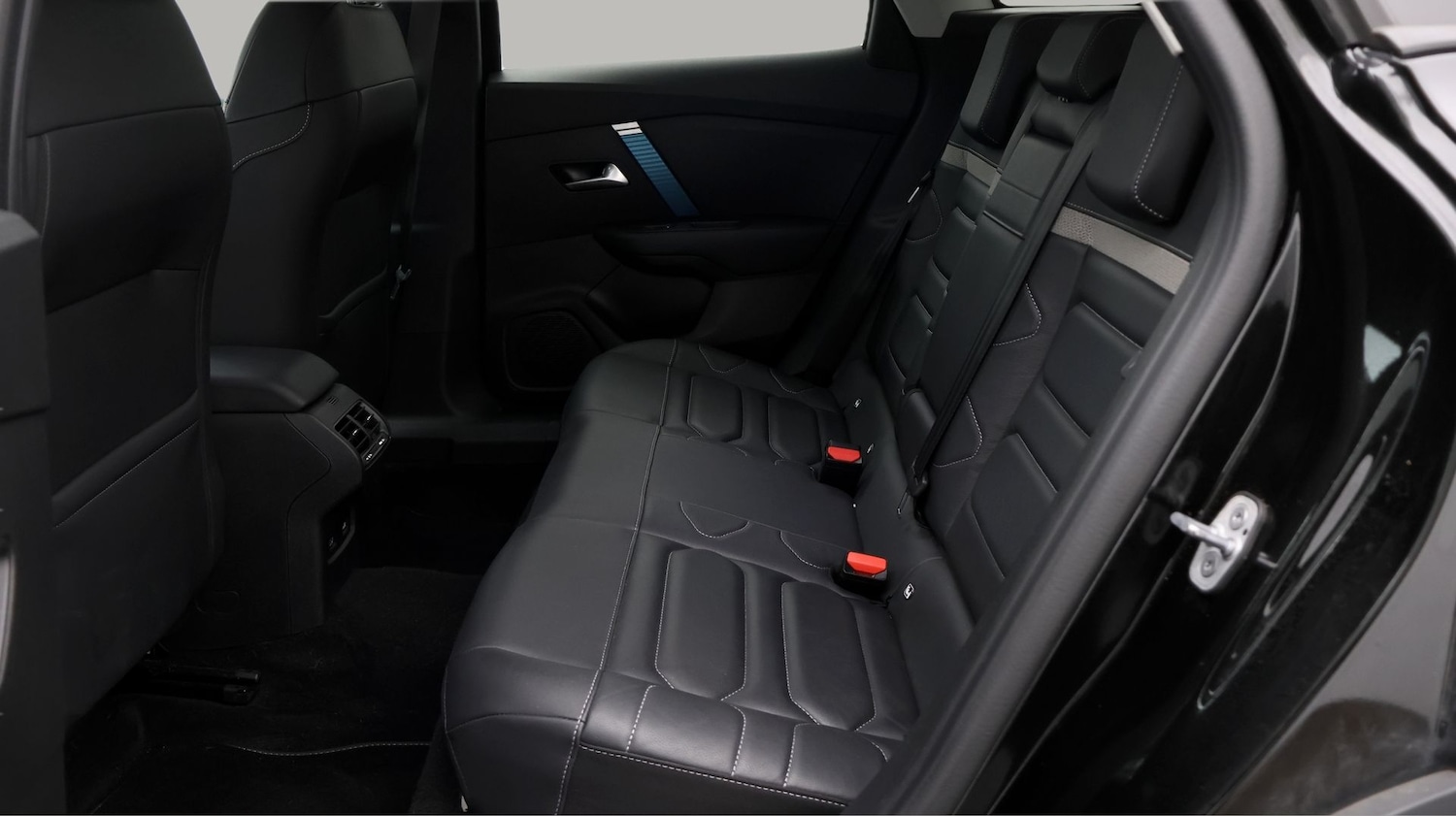 Used Citroen C4 2023 for sale - 77871835: Photo 16