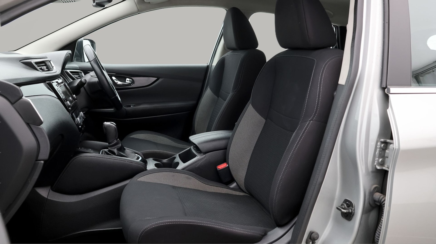 Used Nissan Qashqai 2020 for sale - 77759201: Photo 14