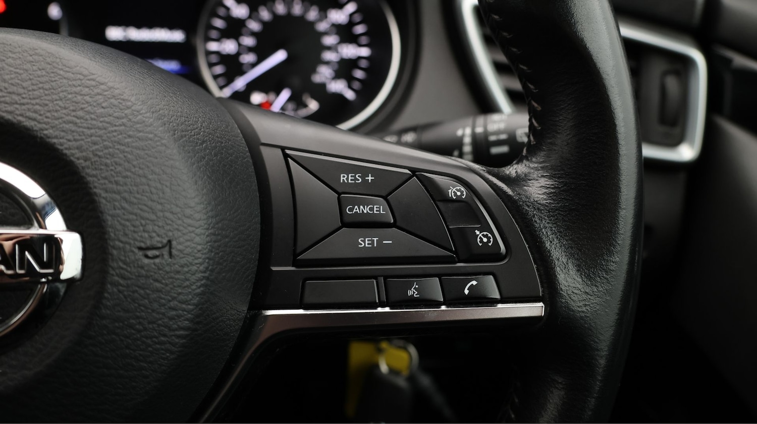 Used Nissan Qashqai 2020 for sale - 77759201: Photo 24