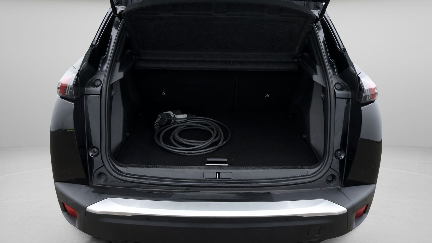 Used Peugeot 2008 2021 for sale - 77181849: Photo 17