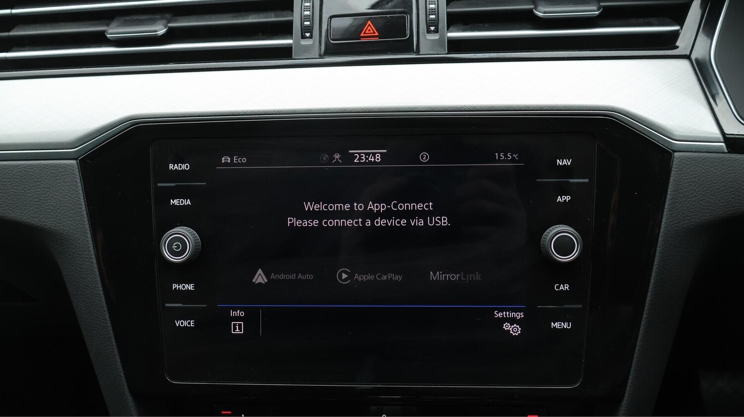 Used Volkswagen Passat 2021 for sale - 76200359: Photo 25