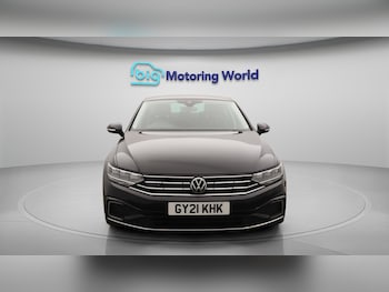 Used Volkswagen Passat 2021 for sale - 76200359: Photo