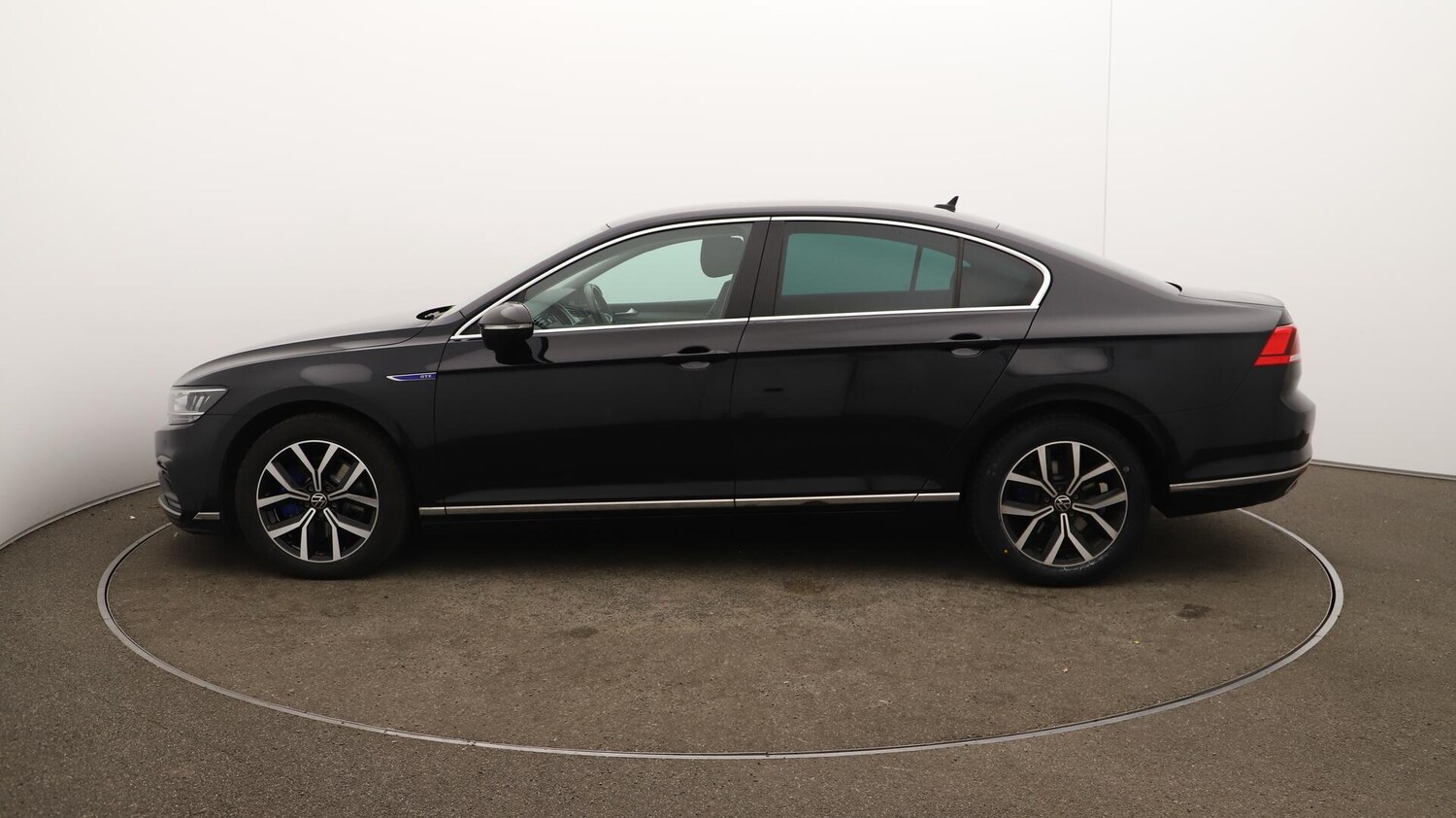 Used Volkswagen Passat 2021 for sale - 76200359: Photo 64