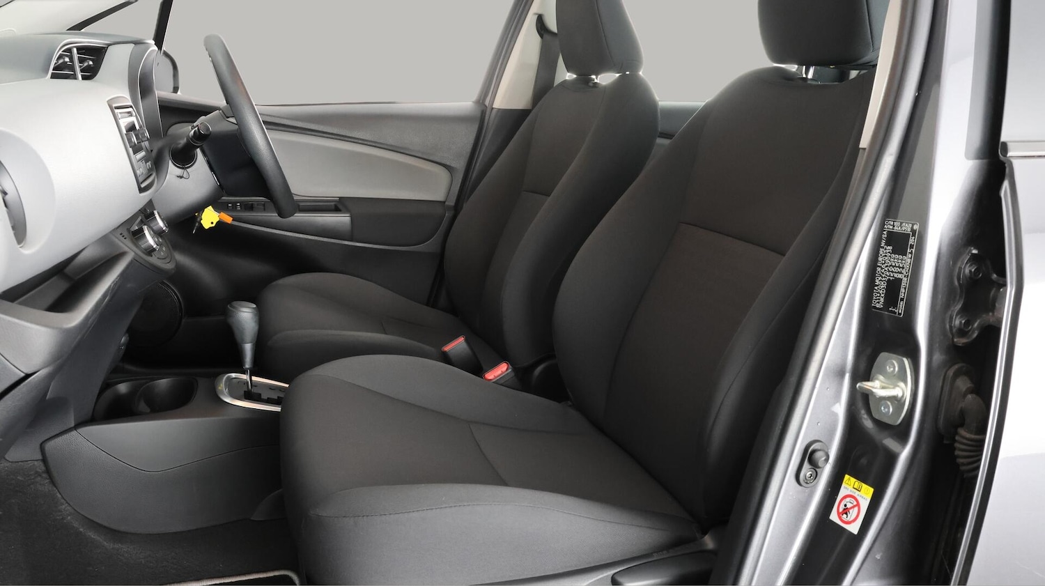 Used Toyota Yaris for sale - 76729054: Photo 14