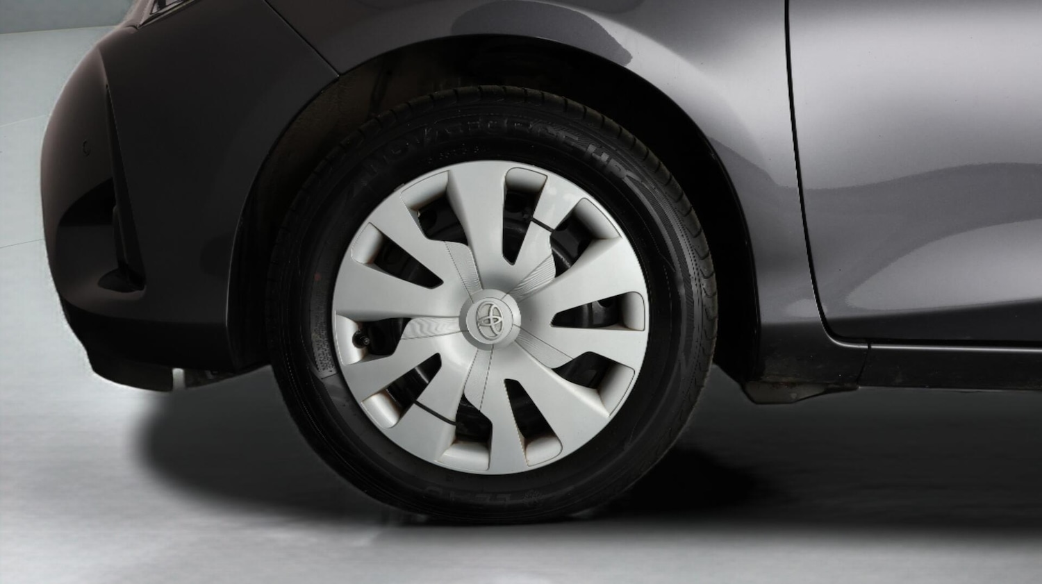 Used Toyota Yaris for sale - 76729054: Photo 18