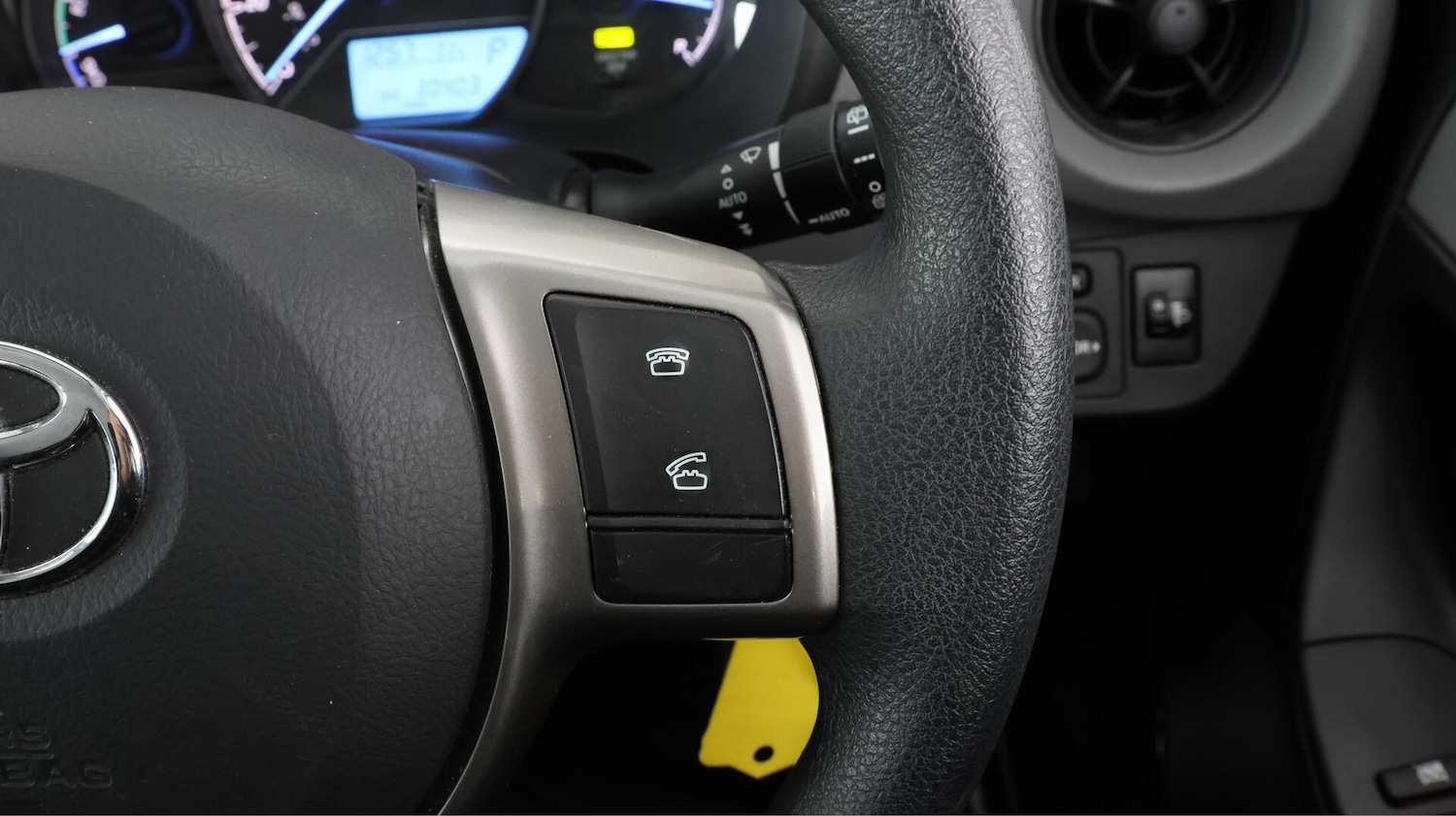 Used Toyota Yaris for sale - 76729054: Photo 24