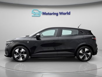 Used Renault Megane E Tech 2023 for sale - 79554850: Photo