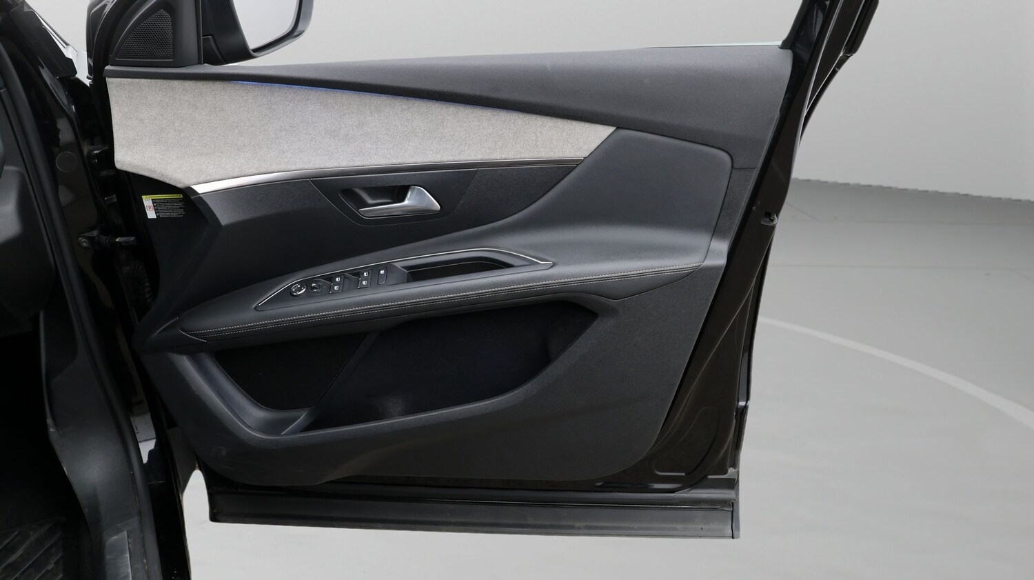 Used Peugeot 3008 2021 for sale - 77803104: Photo 15