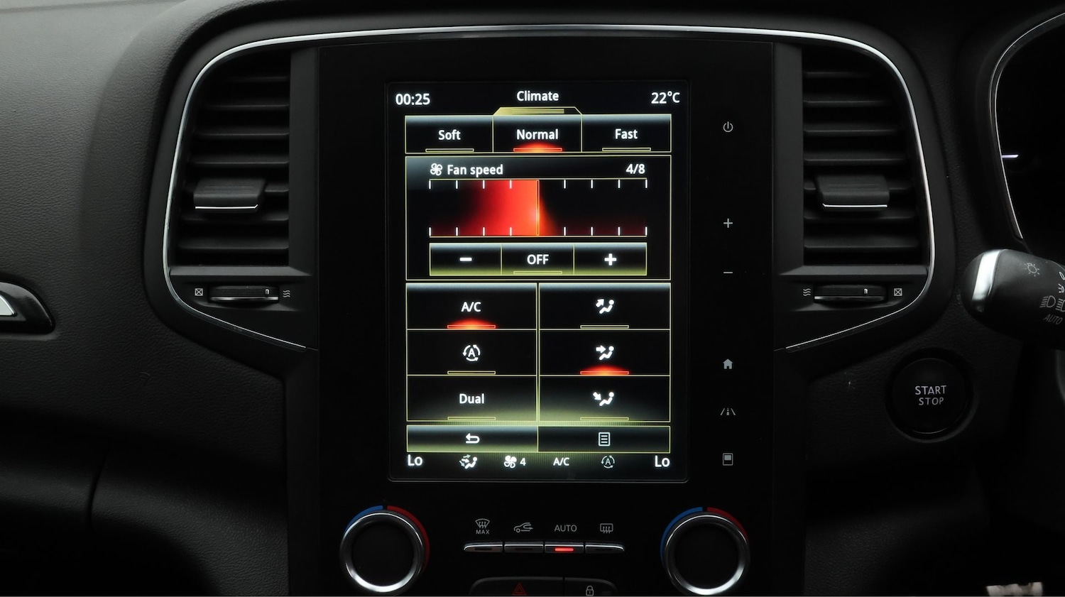 Used Renault Megane 2019 for sale - 77864647: Photo 12