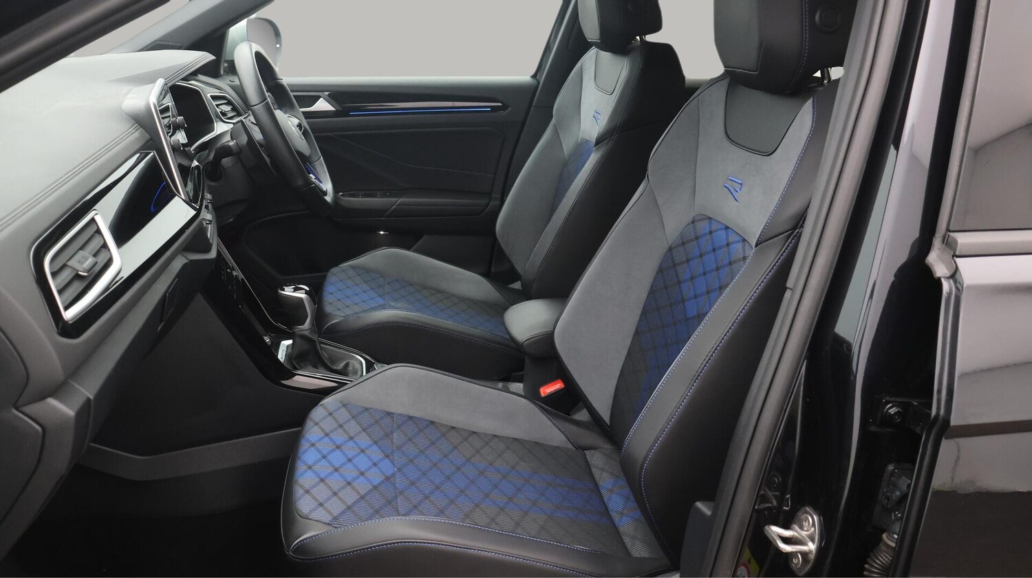 Used Volkswagen T-Roc 2023 for sale - 76485004: Photo 15