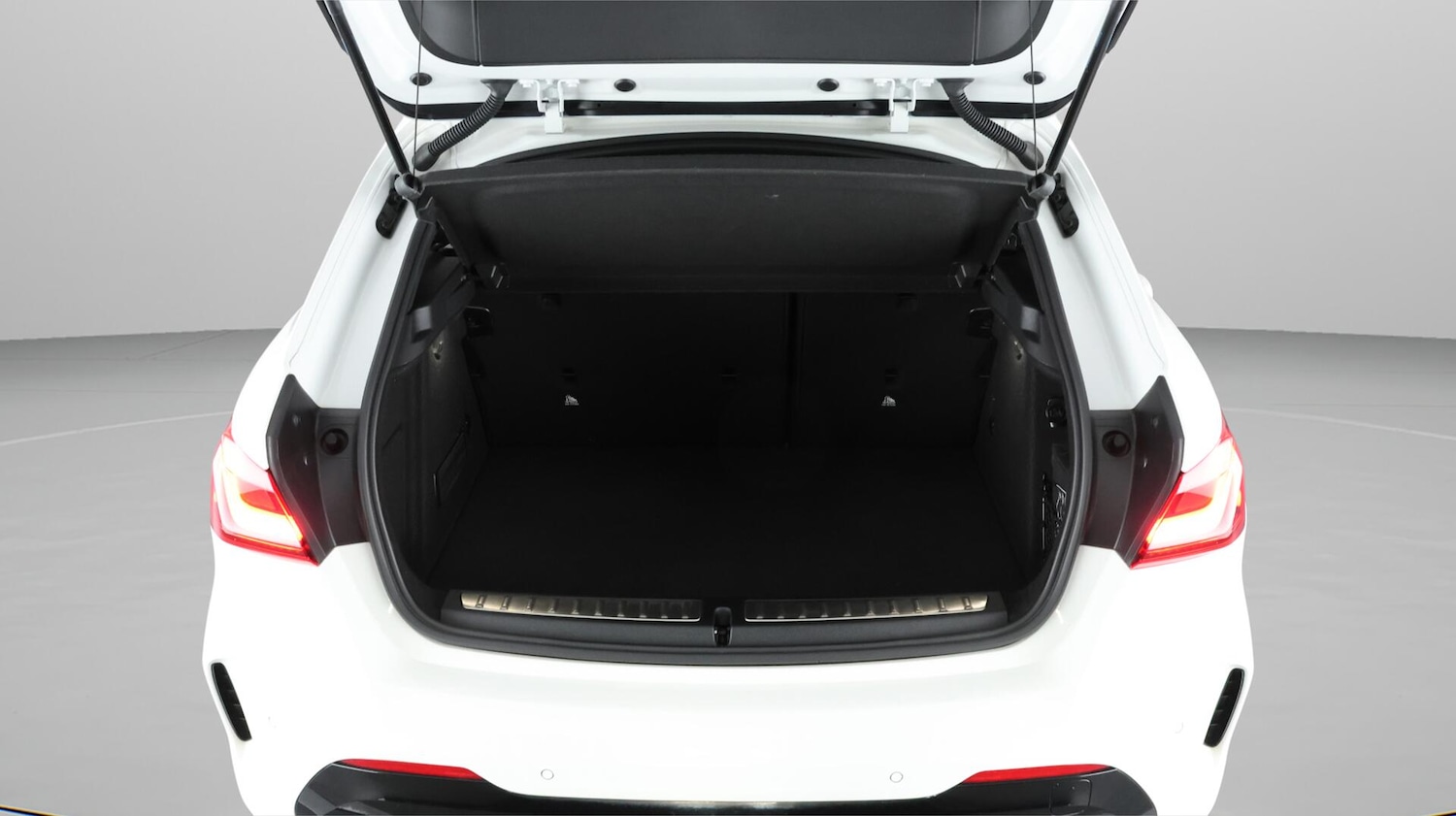 Used BMW 1 Series 2020 for sale - 76592303: Photo 18