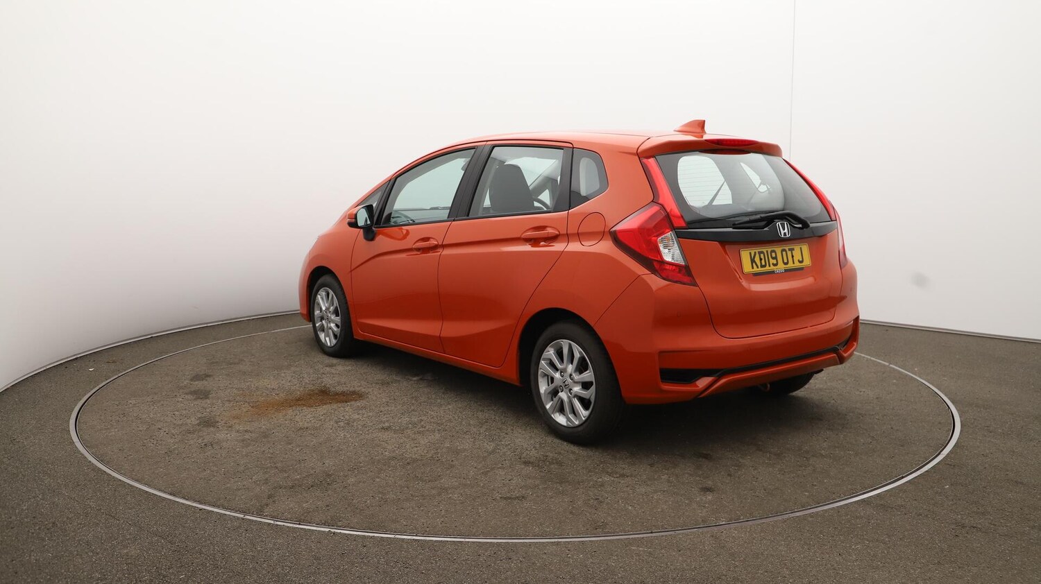 Used Honda Jazz 2019 for sale - 76060267: Photo 60