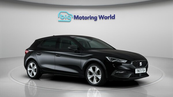 Used SEAT Leon 2022 for sale - 76239775: Photo 2