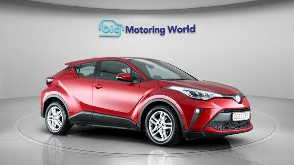 Used Toyota C-HR 2022 for sale - 75696017: Photo 1