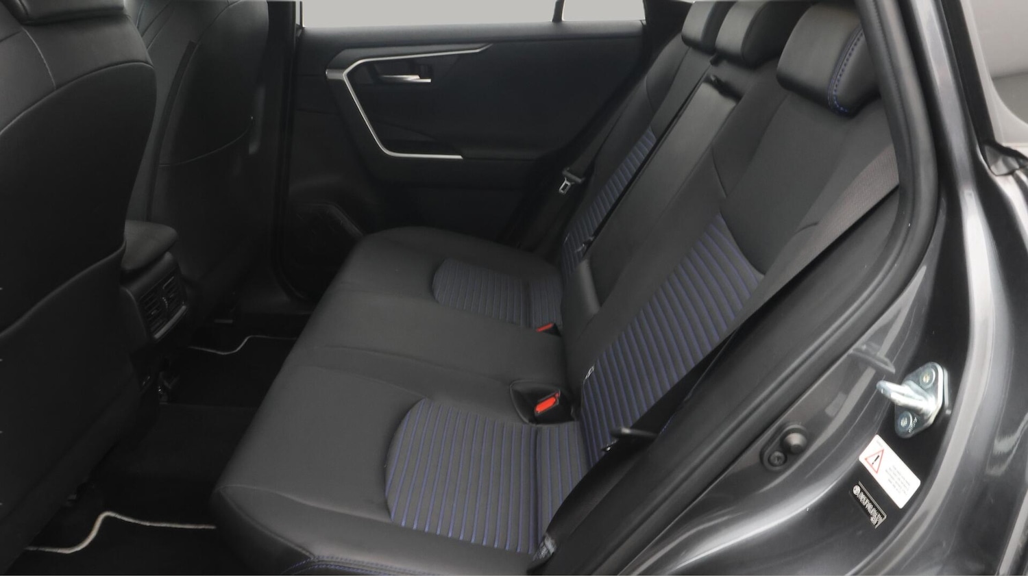 Used Toyota RAV4 2022 for sale - 76688540: Photo 17