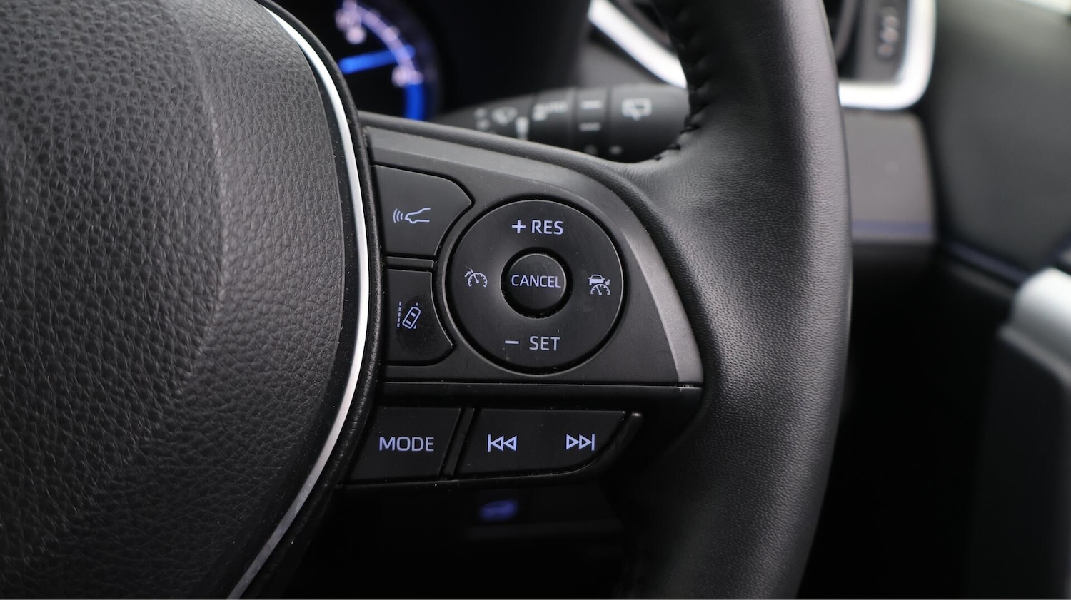 Used Toyota RAV4 2022 for sale - 76688540: Photo 25