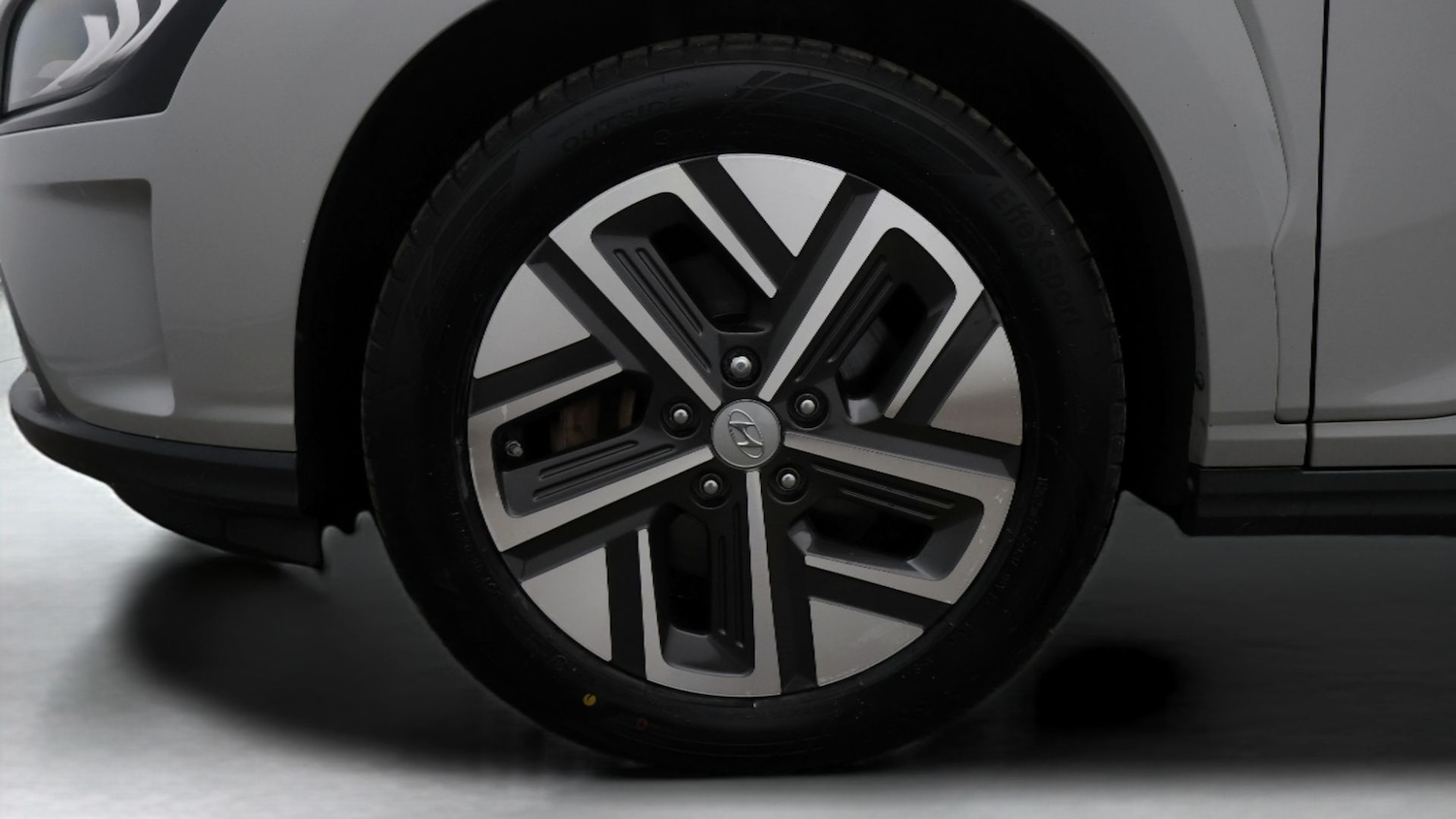 Used Hyundai KONA 2023 for sale - 77579700: Photo 18