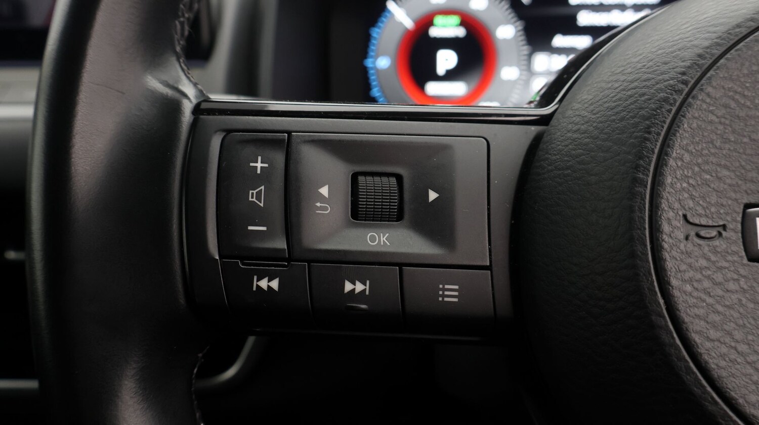 Used Nissan Qashqai for sale - 77872367: Photo 25