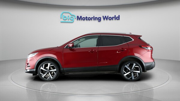 Used Nissan Qashqai 2017 for sale - 76314719: Photo 5