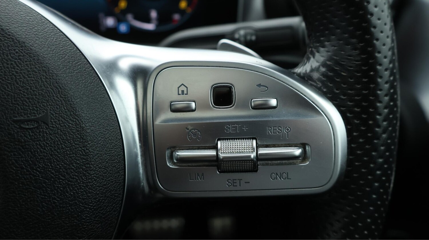 Used Mercedes-Benz CLA 2019 for sale - 76084124: Photo 42