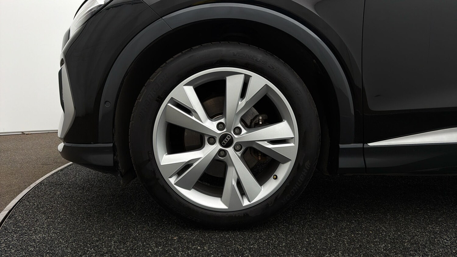 Used Audi Q4 e-tron 2022 for sale - 78162089: Photo 17