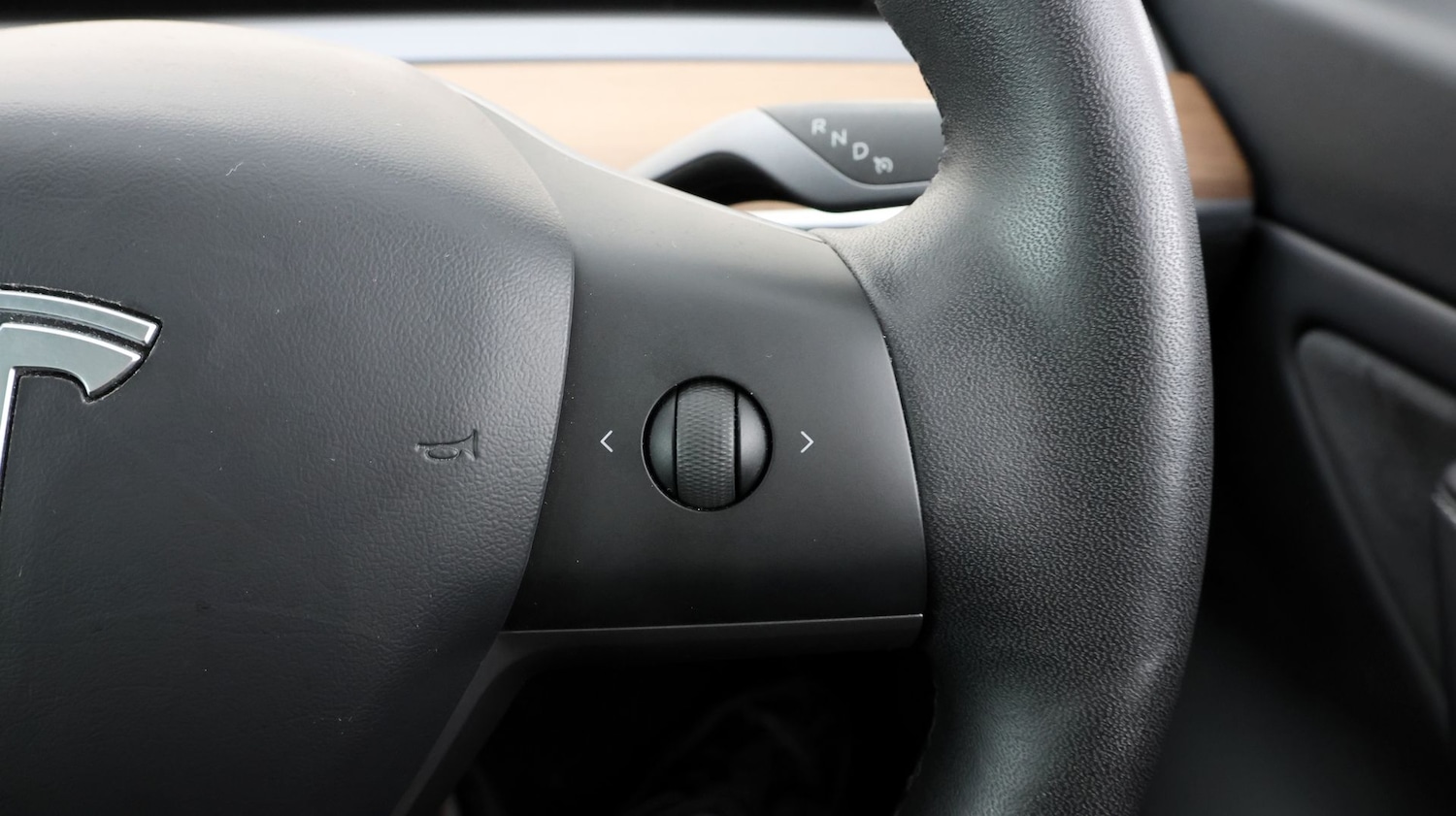 Used Tesla Model 3 2020 for sale - 77324586: Photo 27