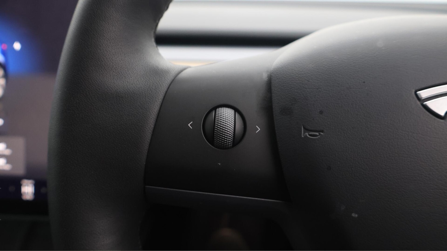 Used Tesla Model Y 2022 for sale - 76612845: Photo 24