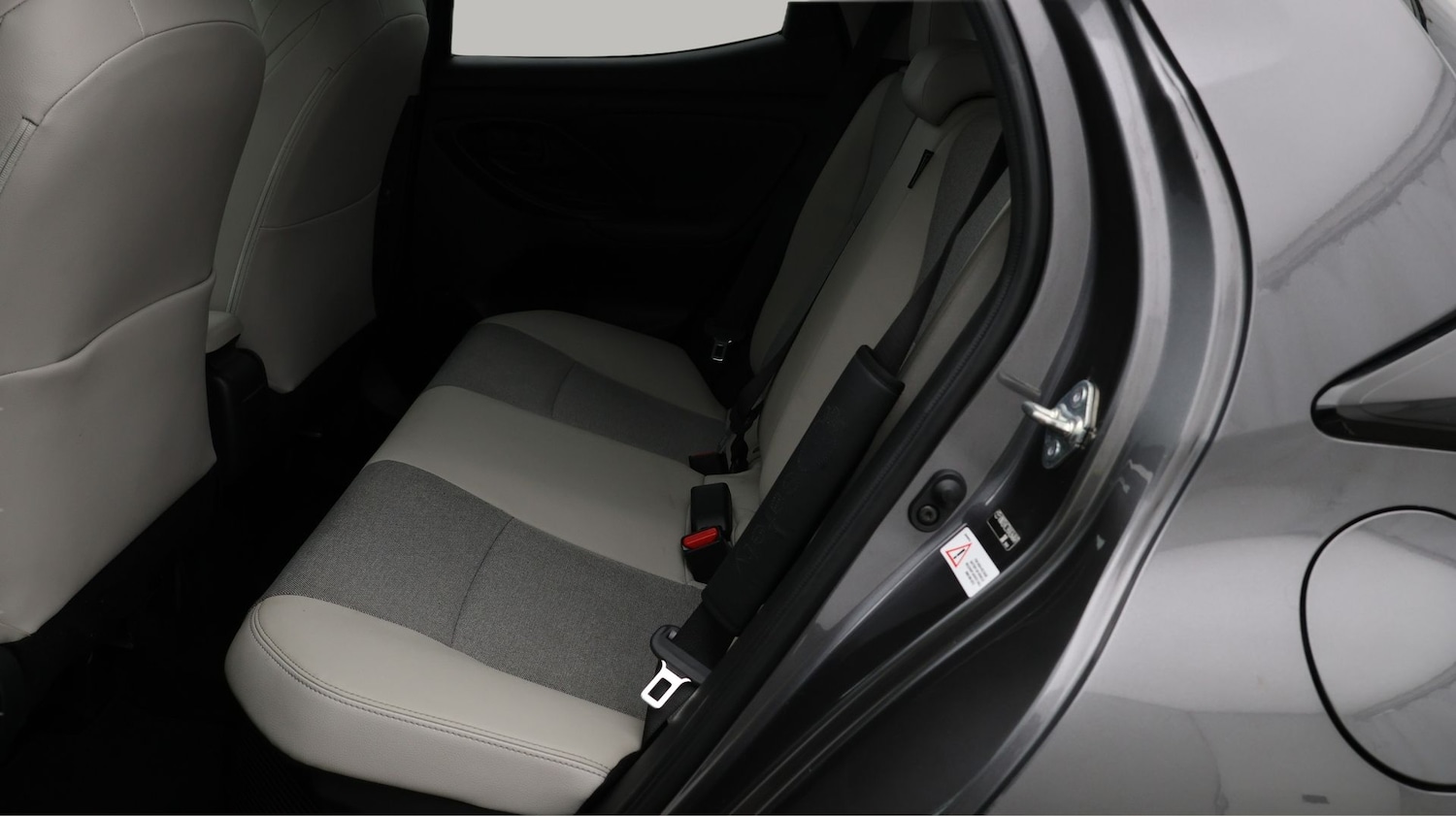 Used Toyota Yaris 2022 for sale - 77578089: Photo 16