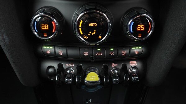 Used MINI Hatch 2021 for sale - 76247792: Photo 13