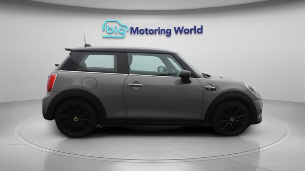 Used MINI Hatch 2021 for sale - 76247792: Photo 9